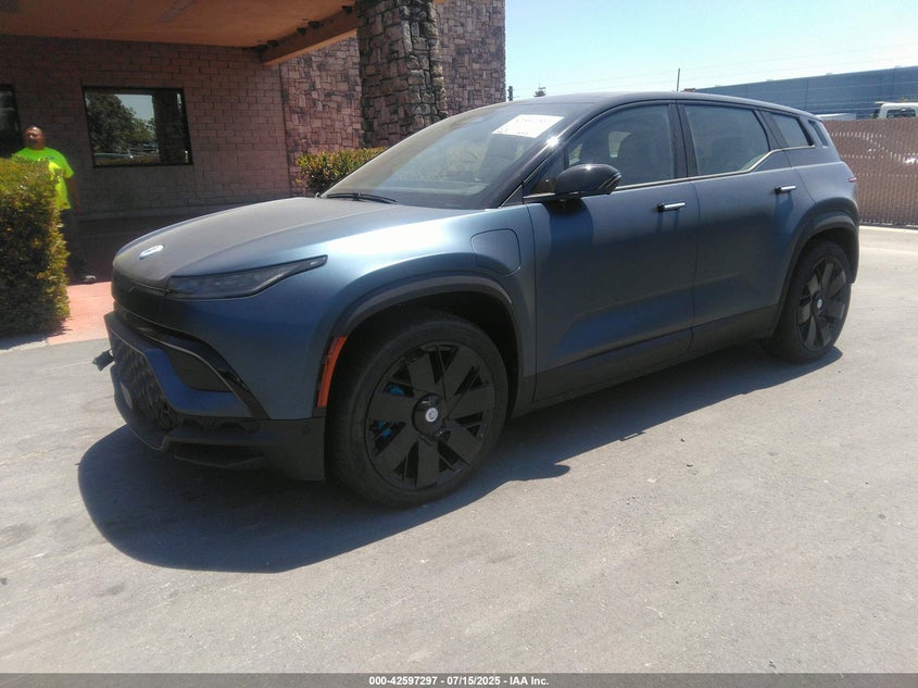 Vin: vcf1zbu23pg003378, lot: 43090258, fisker ocean one 20232