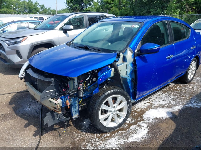 2016 NISSAN VERSA 1.6 SL - 3N1CN7AP6GL909556