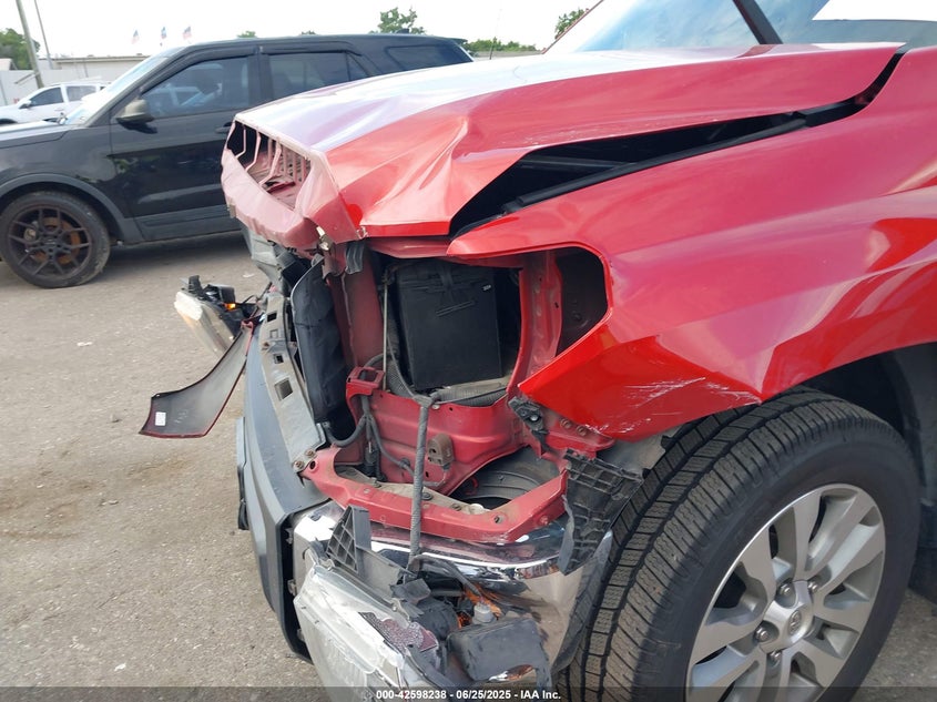 2016 TOYOTA TUNDRA LIMITED 5.7L V8 - 5TFFW5F14GX206459