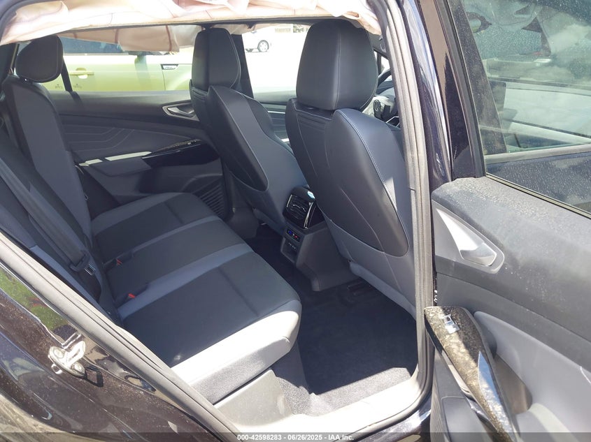 VIN 1V2JNPE85PC043981 2023 VOLKSWAGEN ID.4 AWD PRO S PLUS