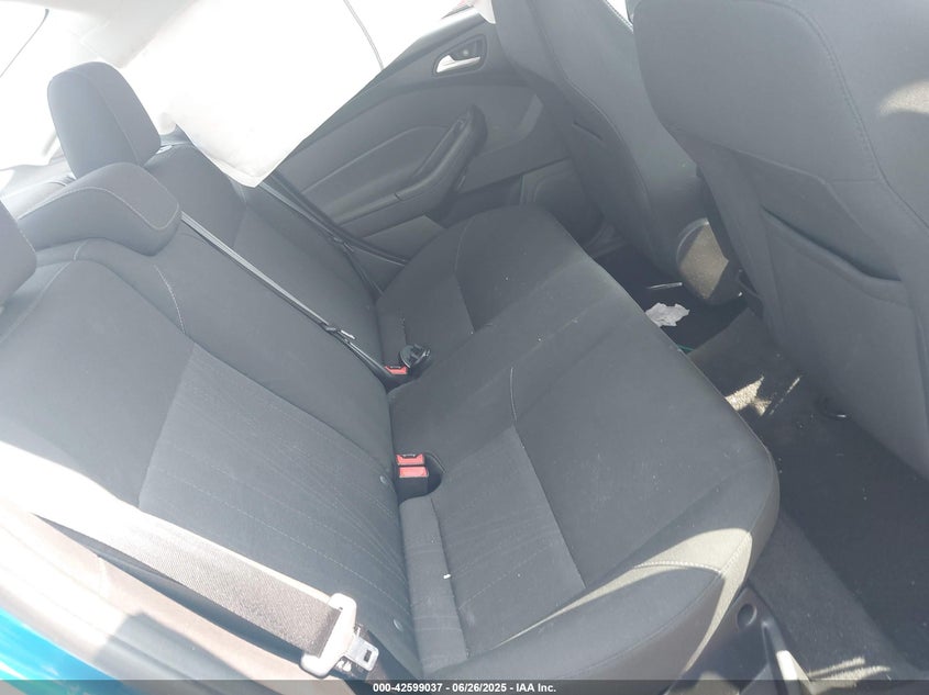 2016 FORD FOCUS SE - 1FADP3F27GL202579