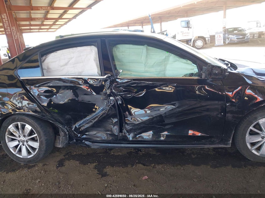 2015 VOLKSWAGEN JETTA 1.8T SE - 3VWD17AJ0FM238335