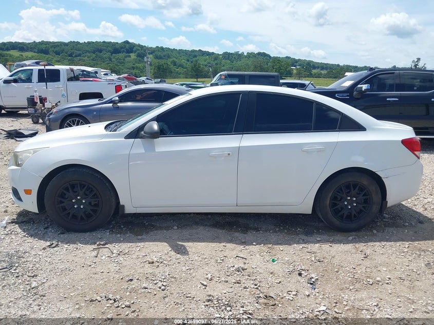 2014 CHEVROLET CRUZE LS AUTO - 1G1PA5SG7E7379525
