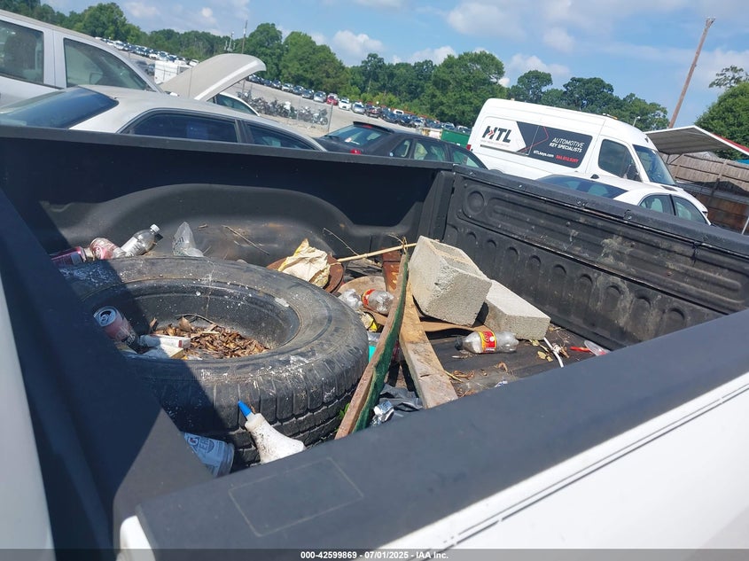2015 RAM 1500 VIN: 3C6JR6AG7FG517204