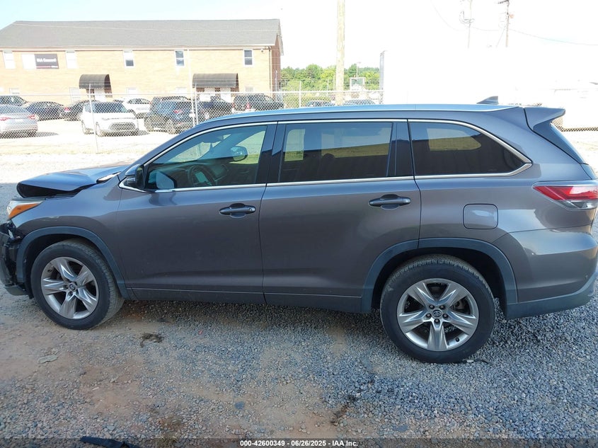 2016 TOYOTA HIGHLANDER LIMITED V6 - 5TDYKRFH6GS140253