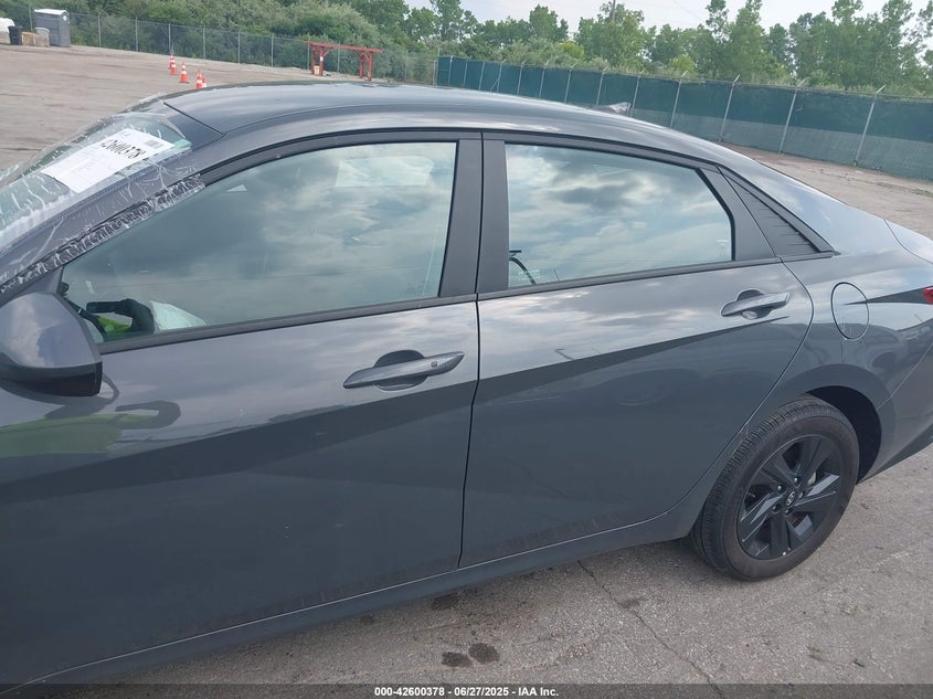 2023 HYUNDAI ELANTRA SEL - KMHLM4AG3PU619579