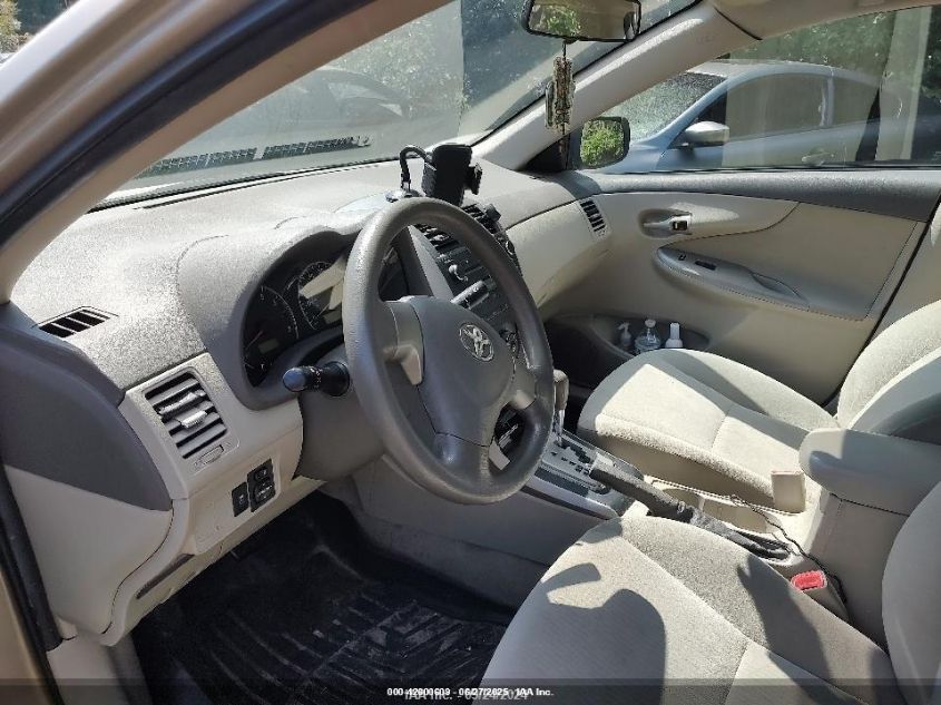 2010 Toyota Corolla Le VIN: 2T1BU4EEXAC386085 Lot: 42600609