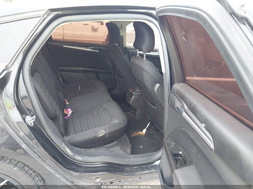 2015 FORD FUSION VIN: 1FA6P0H7XF5128058