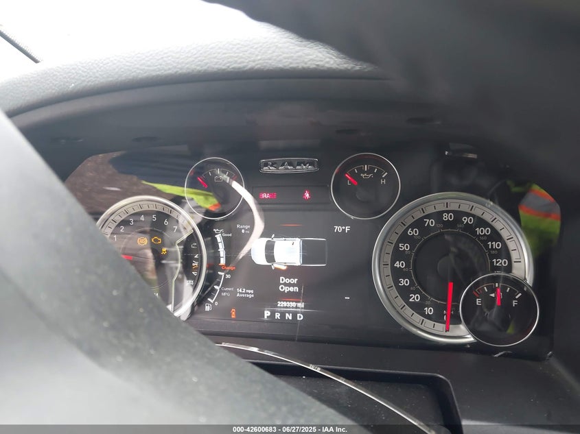 2018 RAM 2500 BIG HORN  4X4 6'4 BOX - 3C6UR5MJ4JG371416