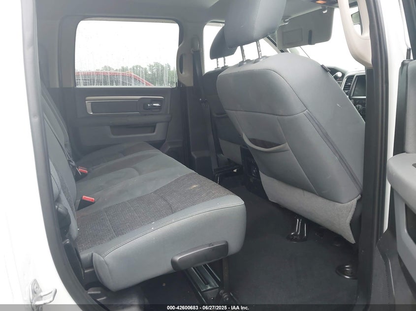 2018 RAM 2500 BIG HORN  4X4 6'4 BOX - 3C6UR5MJ4JG371416