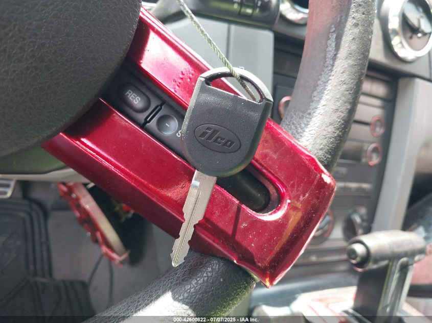 2008 Ford Mustang V6 Deluxe/V6 Premium VIN: 1ZVHT80N585158740 Lot: 42600822