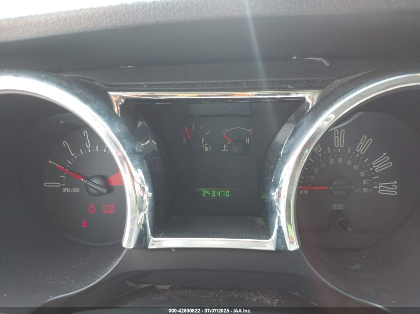 2008 Ford Mustang V6 Deluxe/V6 Premium VIN: 1ZVHT80N585158740 Lot: 42600822