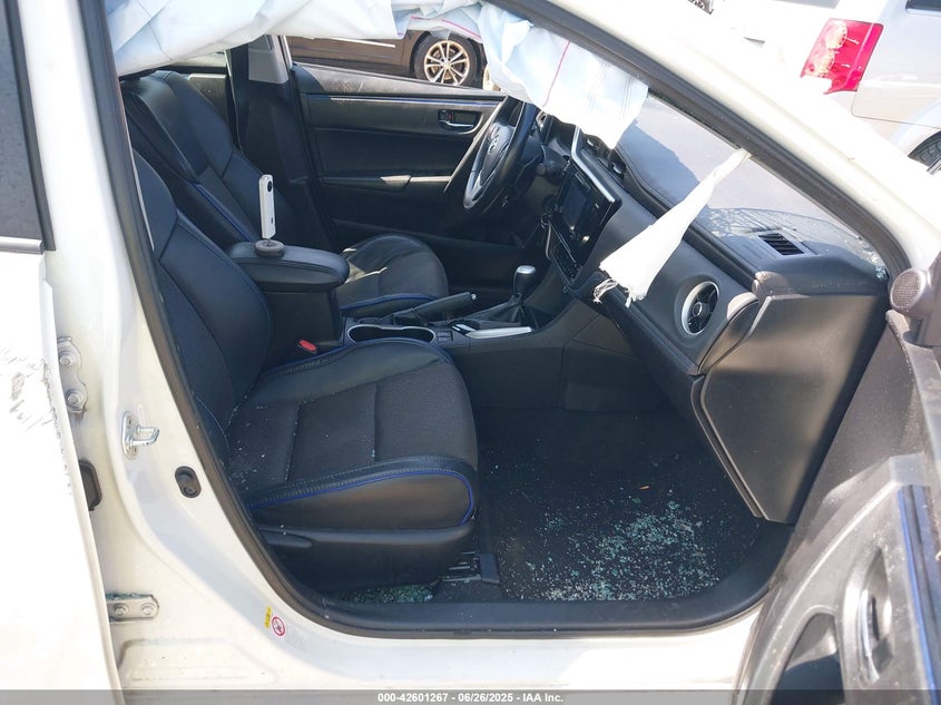 2017 TOYOTA COROLLA SE - 5YFBURHE8HP689577