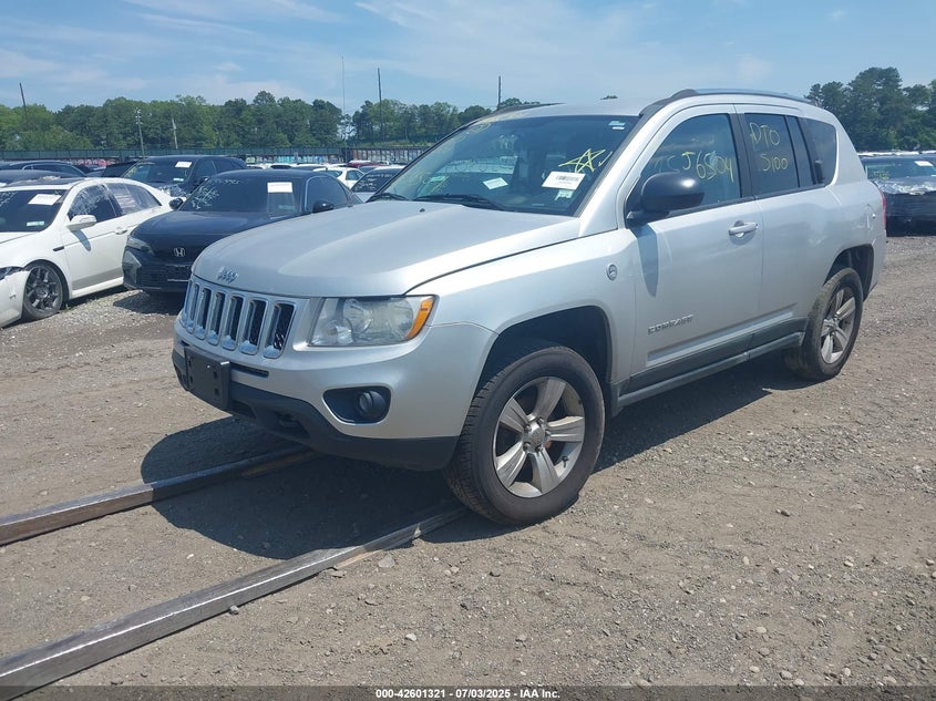 Vin: 1j4nf1fb3bd280876, lot: 43094300, jeep compass 20112
