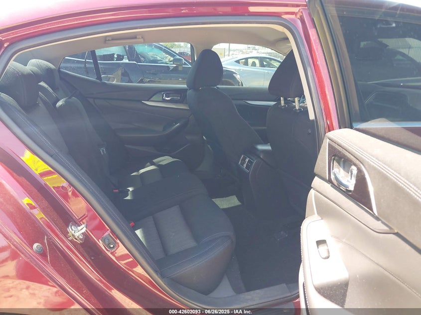 2017 NISSAN MAXIMA 3.5 S - 1N4AA6APXHC420588