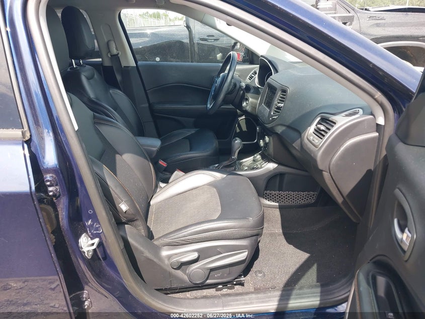 2018 JEEP COMPASS LATITUDE 4X4 - 3C4NJDBB4JT116122