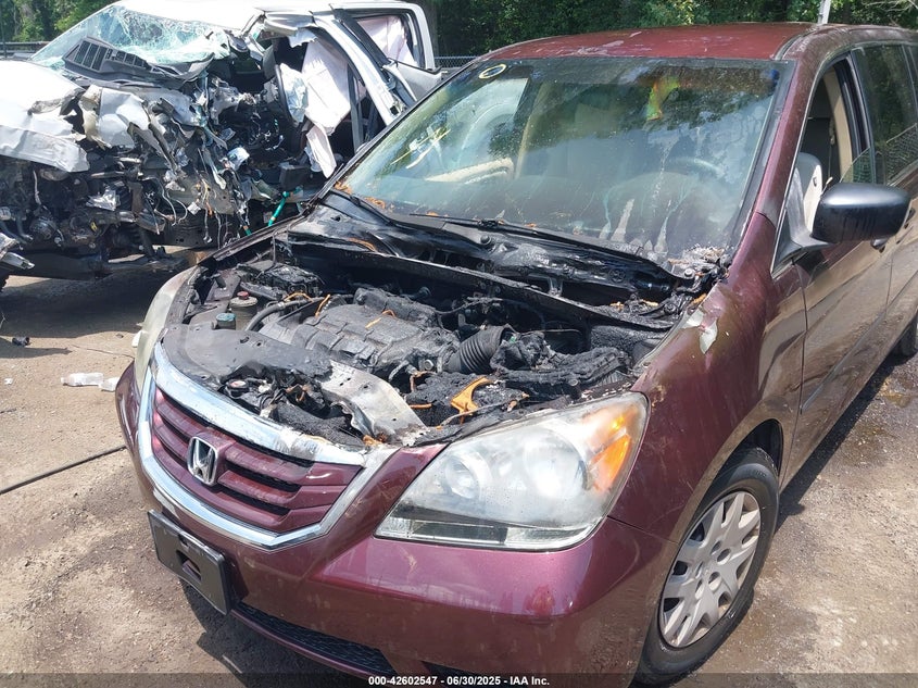 2008 Honda Odyssey Lx VIN: 5FNRL38218B114141 Lot: 42602547