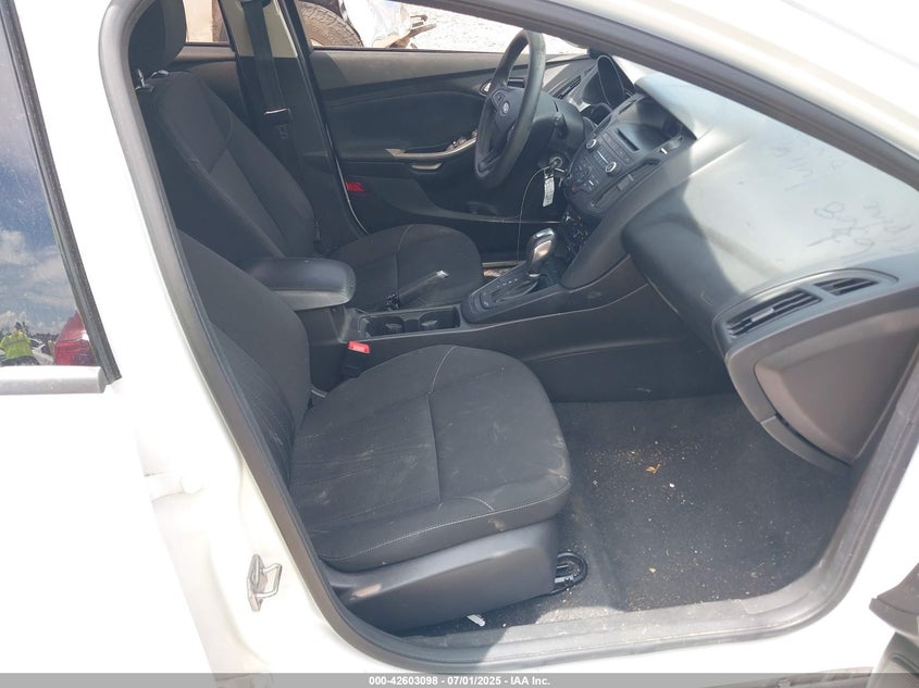 2016 FORD FOCUS SE - 1FADP3K26GL290434