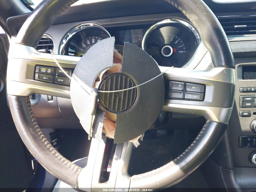 2014 FORD MUSTANG V6 - 1ZVBP8AM8E5287552