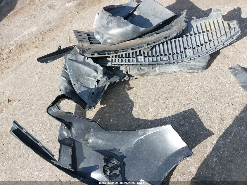 2014 TOYOTA COROLLA LE - 5YFBURHE9EP096628