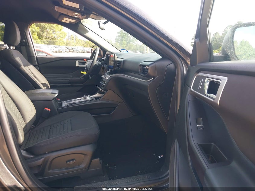 1FMSK7DH6LGB15902 2020 Ford Explorer 2.3 Xlt Grey