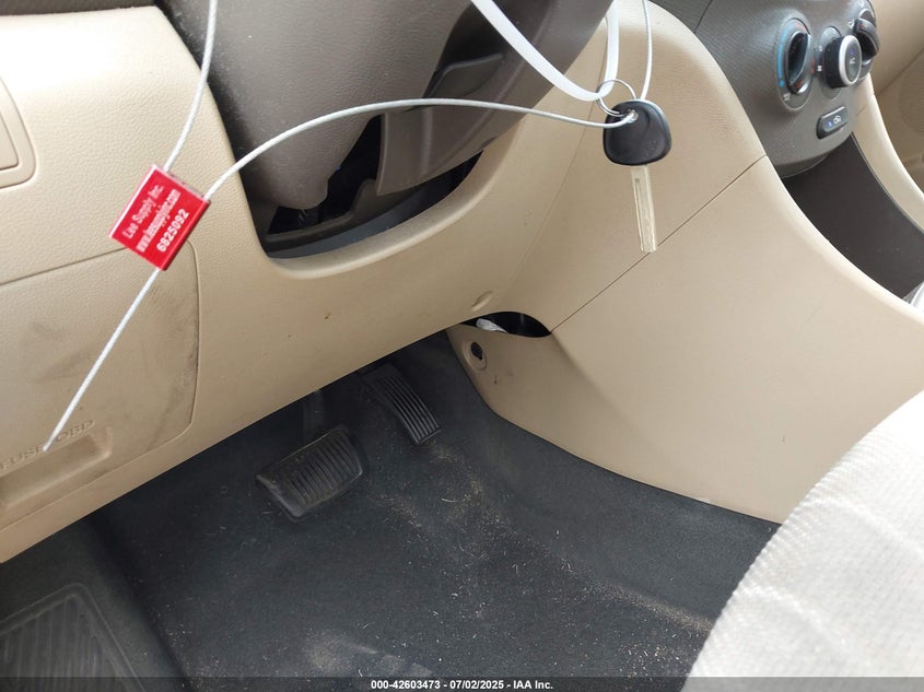 2013 HYUNDAI ACCENT VIN: KMHCT4AE1DU351130