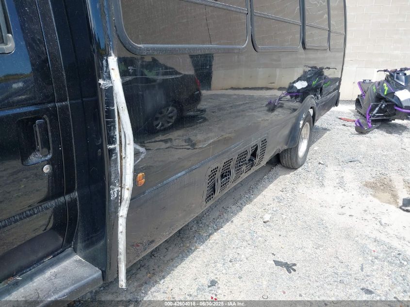 2003 FORD ECONOLINE E-450 CUTAWAY STANDARD