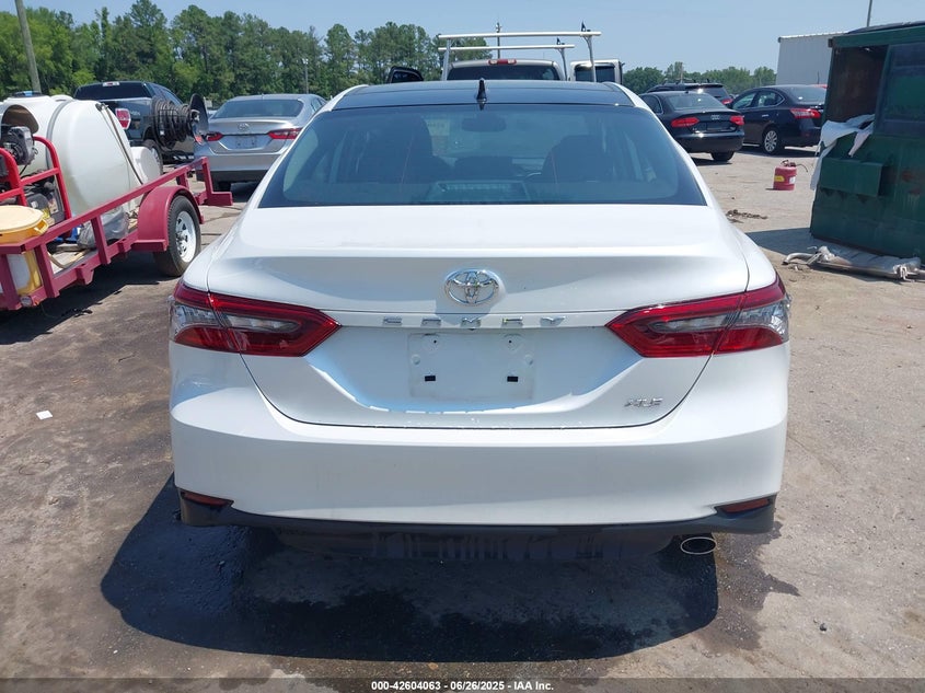 2022 TOYOTA CAMRY XLE - 4T1F11AK2NU710770