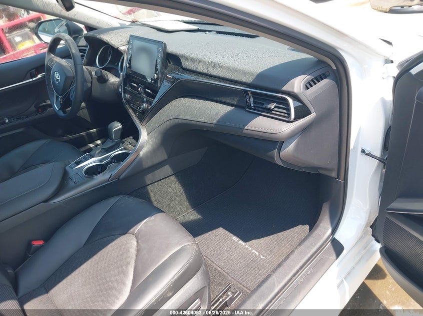 2022 TOYOTA CAMRY XLE - 4T1F11AK2NU710770