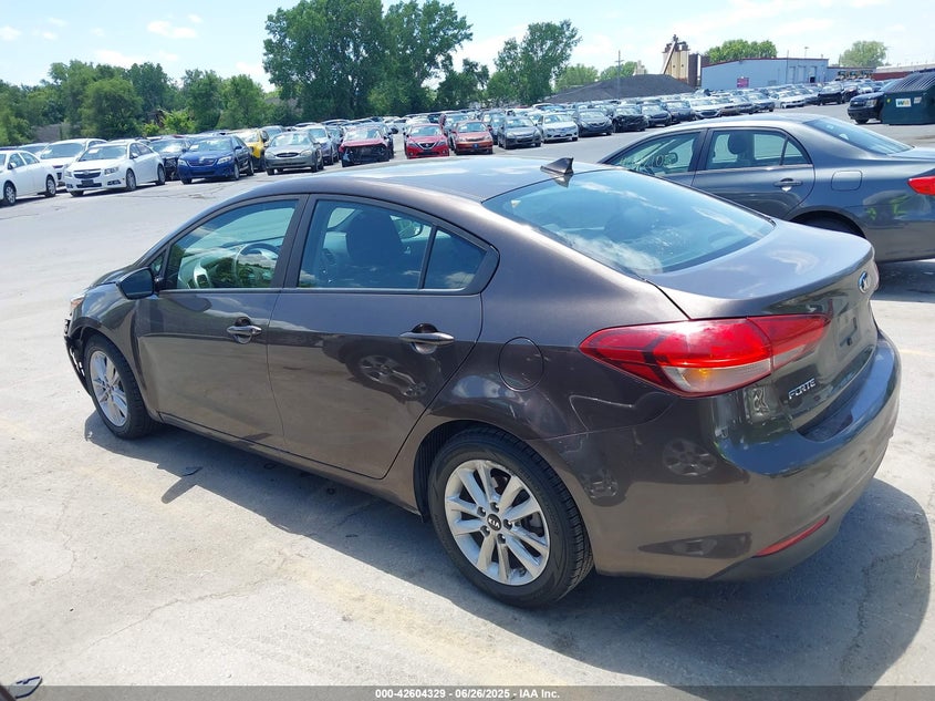 2017 KIA FORTE LX - 3KPFL4A74HE008559