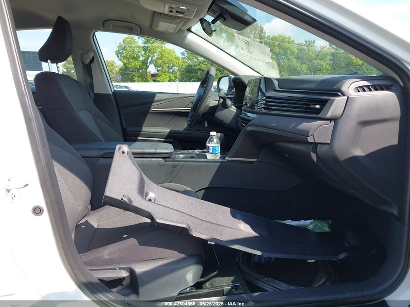 2025 TOYOTA CAMRY 2.5L I-4 DI, DOHC, V(VIN: 4T1DAACK2SU114803