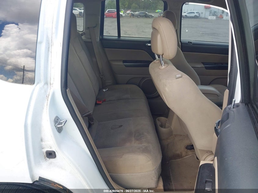 2015 JEEP COMPASS SPORT - 1C4NJCBB3FD118337