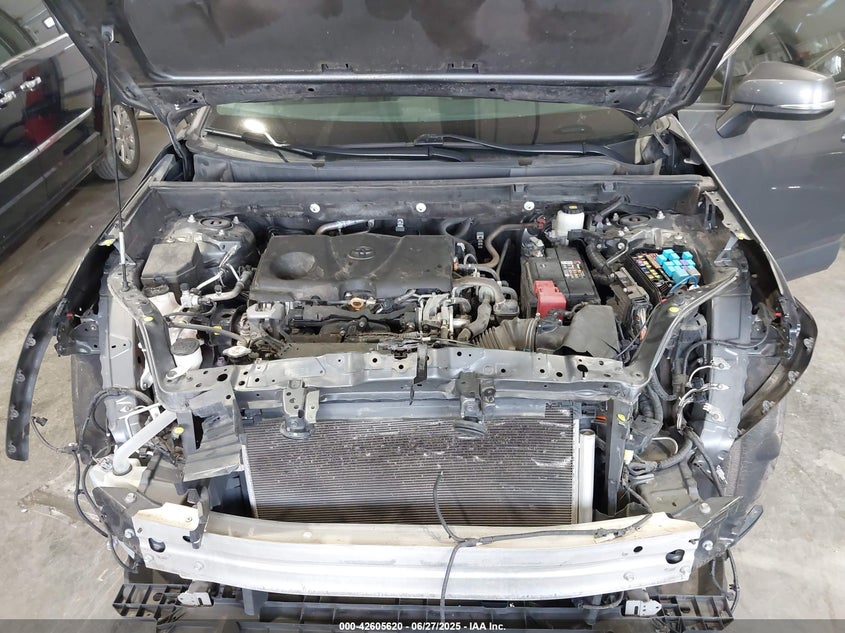 2021 TOYOTA RAV4 XLE - 2T3P1RFV8MW158476