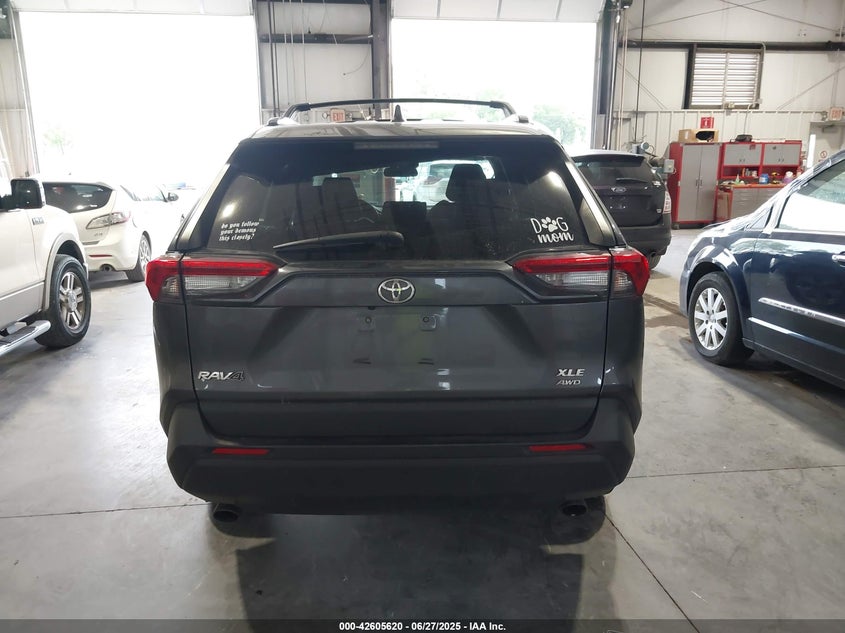 2021 TOYOTA RAV4 XLE - 2T3P1RFV8MW158476