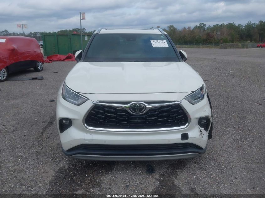 2021 Toyota Highlander Platinum VIN: 5TDFZRAHXMS038802 Lot: 42606104