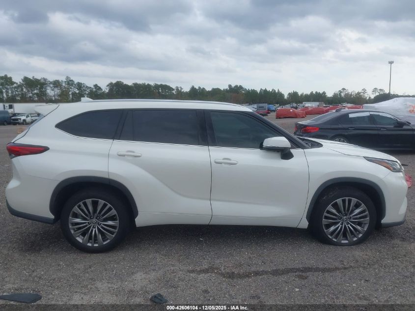 2021 Toyota Highlander Platinum VIN: 5TDFZRAHXMS038802 Lot: 42606104