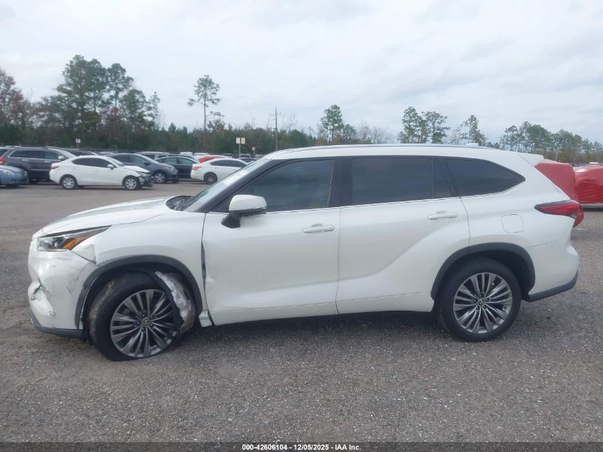 2021 Toyota Highlander Platinum VIN: 5TDFZRAHXMS038802 Lot: 42606104