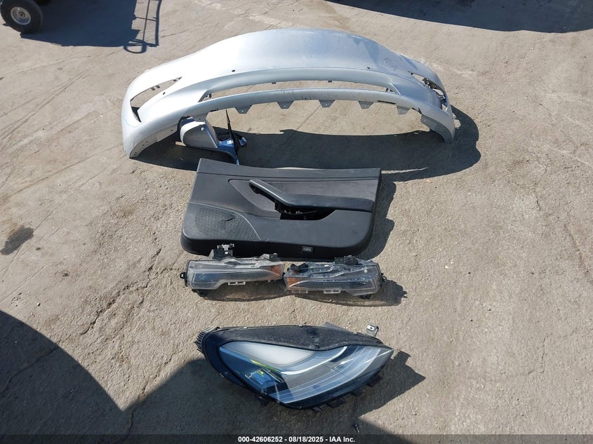 5YJ3E1EB4JF083384 2018 Tesla Model 3 Long Range performance Silver