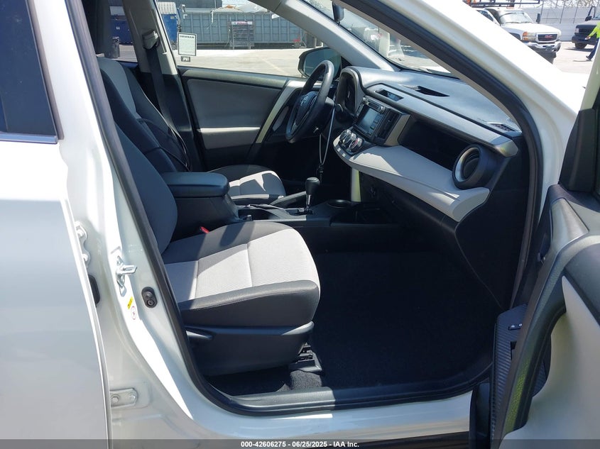 2014 TOYOTA RAV4 VIN: JTMZFREV0EJ020622