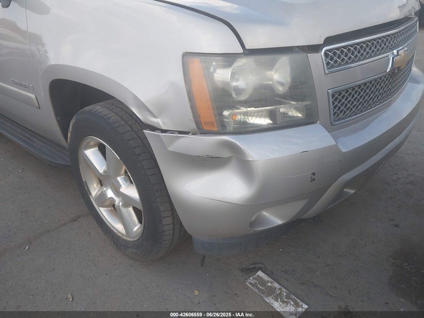 2008 CHEVROLET TAHOE VIN: 1GNFC13088R271468