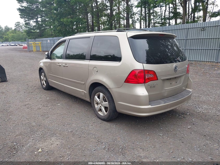 2009 VOLKSWAGEN ROUTAN VIN: 2V8HW64X89R598857