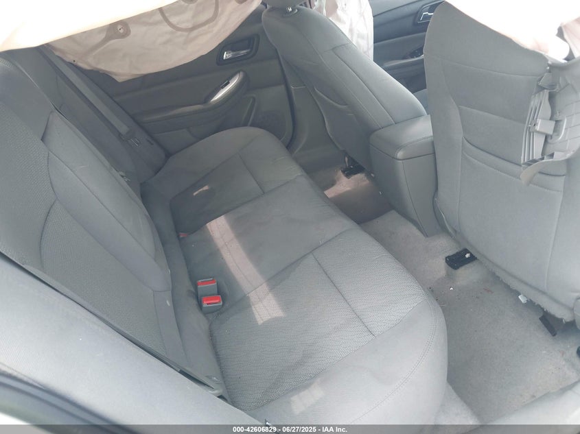 2014 CHEVROLET MALIBU 1LS - 1G11B5SL3EF292453