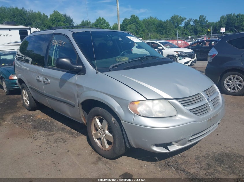 2005 Dodge Caravan Sxt
