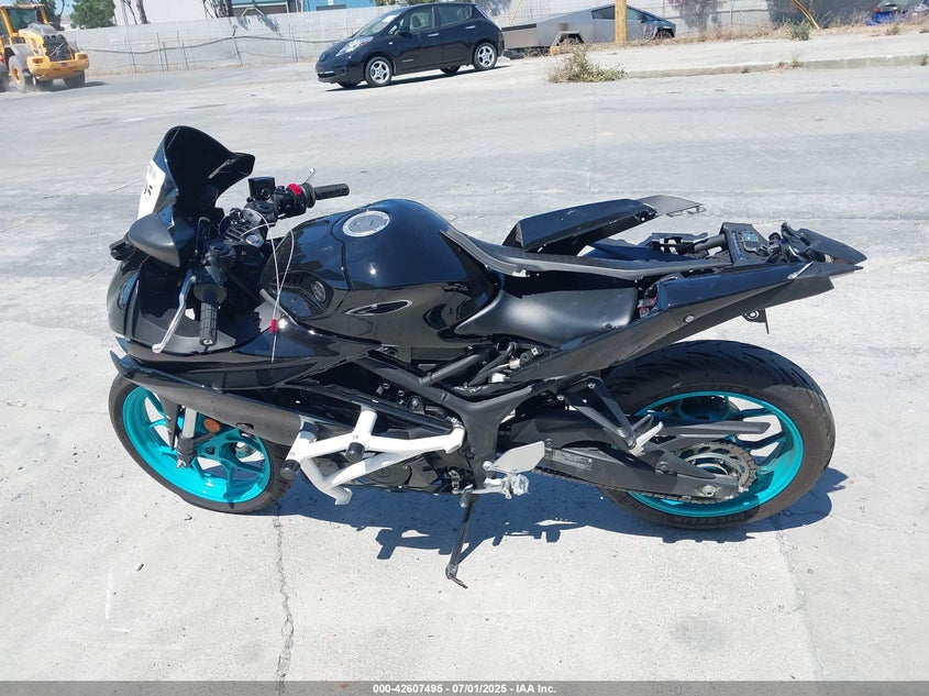 VIN MH3RH18Y6RK016738 2024 YAMAHA YZFR3 A