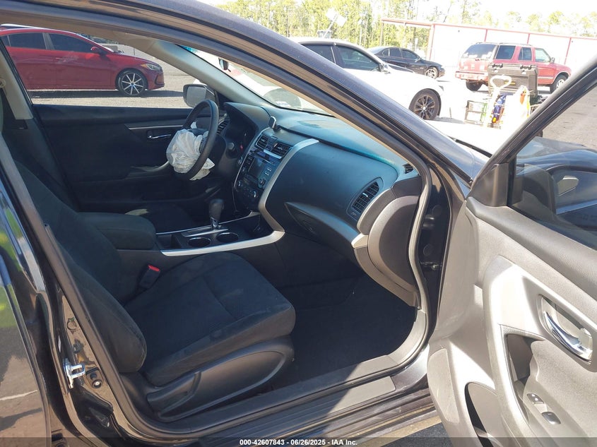 2015 NISSAN ALTIMA VIN: 1N4AL3AP5FN353439
