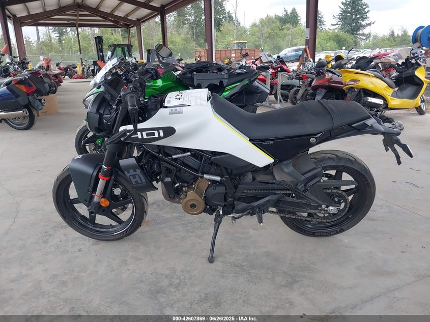 VIN MD2JUJ407RN210632 2024 HUSQVARNA VITPILEN 401/SVARTPILEN 401