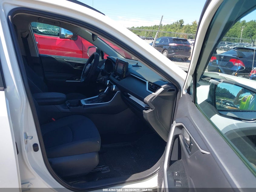 2019 TOYOTA RAV4 LE - 2T3F1RFV9KC043427