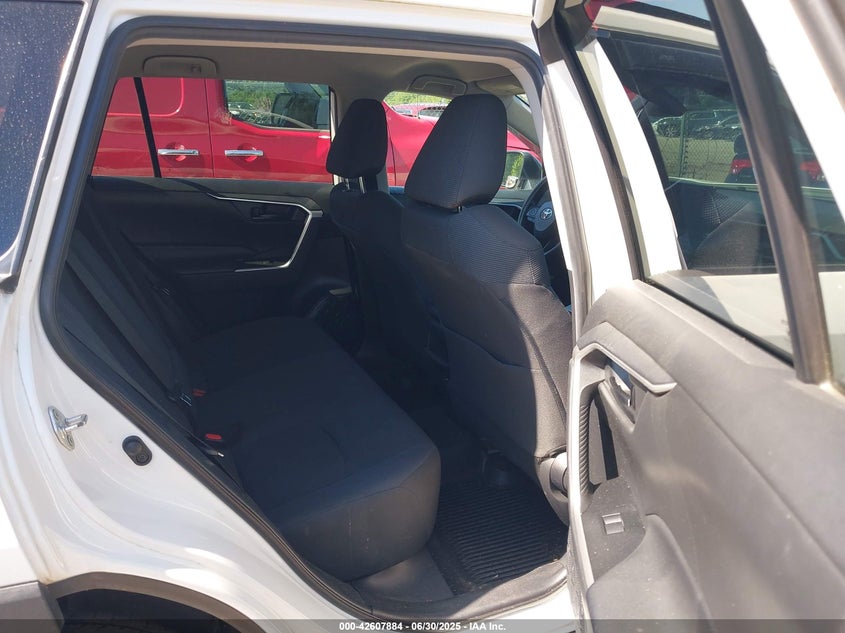 2019 TOYOTA RAV4 LE - 2T3F1RFV9KC043427