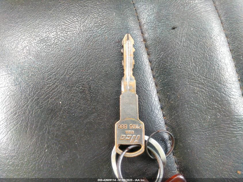 2004 GMC C7500 C7C042 VIN: 1GDJ7C1C74F901455 Lot: 42609114