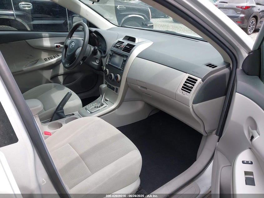 2013 TOYOTA COROLLA LE/LE SPECIAL EDITION - 2T1BU4EE6DC122947